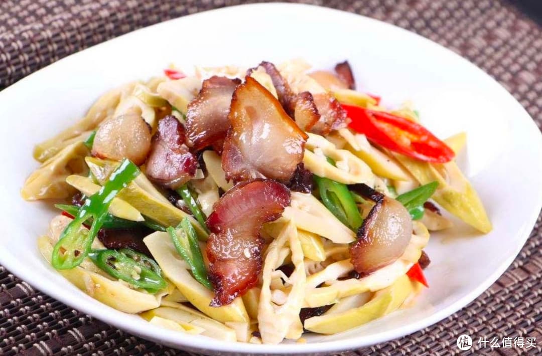 春日美食DIY，教你做几道简单又美味的春季限定料理。