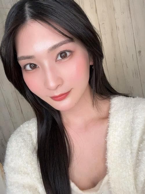 本庄玲代表作：《无情的光芒》深度解析