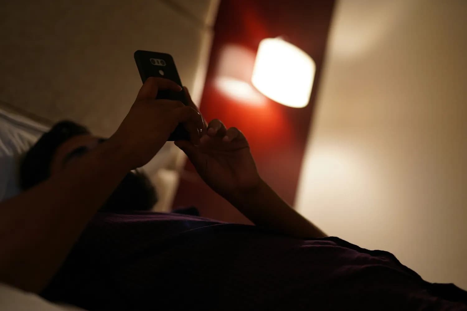 康悦到家涉黄事件：青少年保护刻不容缓