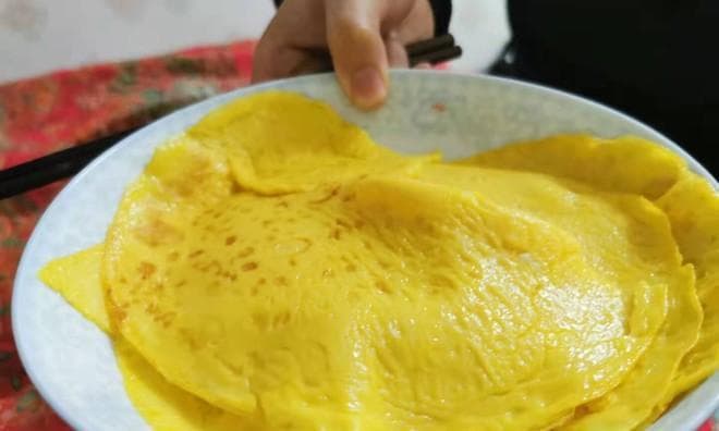 制作美味鱼籽蛋饼的秘诀：简单步骤打造营养早餐