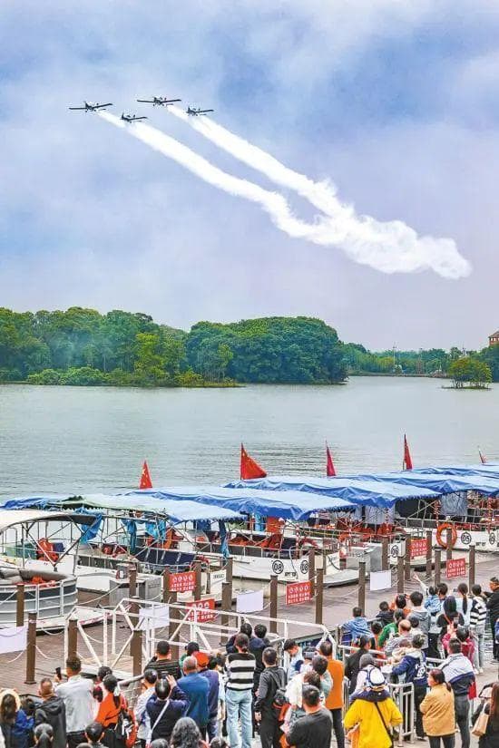 大足筑牢龙水湖优质生态基底  助力低空经济起飞