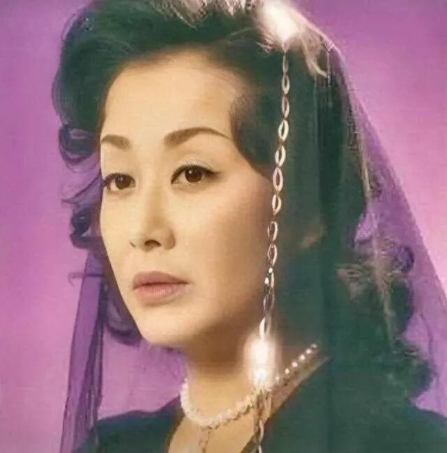 日本十位最具代表性影响力的女歌手