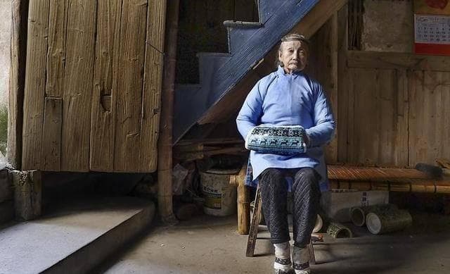 古人为何要给女子裹上小脚？“三寸金莲”对他们的影响有多大？