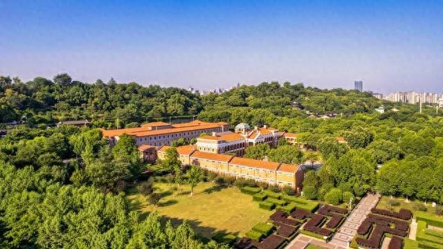 2025湖南高校大更新：湖南大学第2，吉首大学第11，怀化学院第23