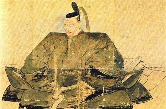 丰臣秀吉死后，政权迅速瓦解，德川家族却能统治250多年，为啥？