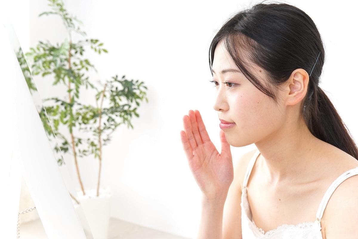 揭秘日常护肤秘籍：3步打造无瑕肌肤