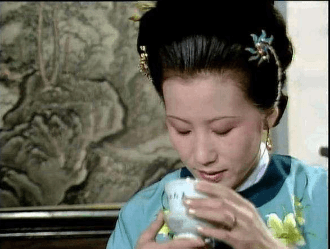 红楼梦中给杏帘在望赐名浣葛山庄，元春这么做的原因是什么？