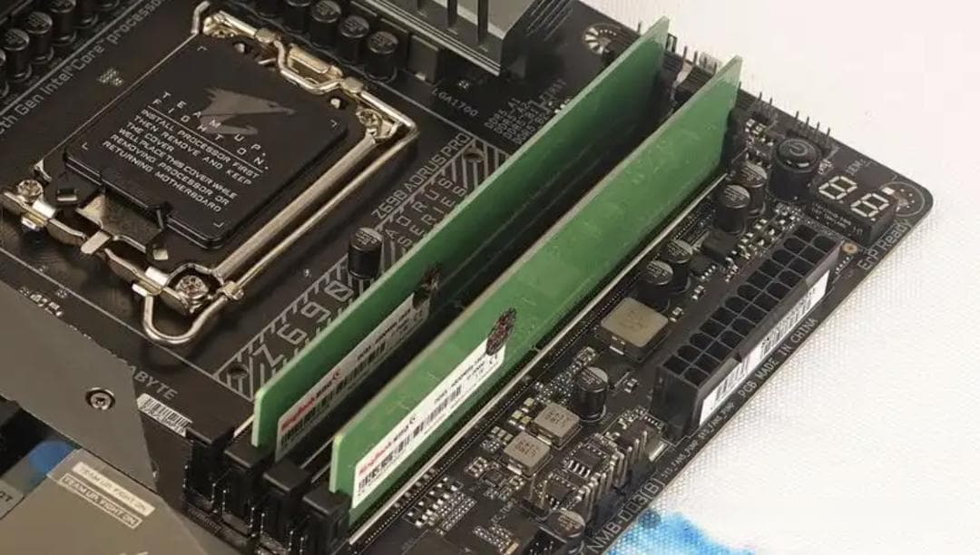 不同品牌同频率同大小的内存可以混用吗？
