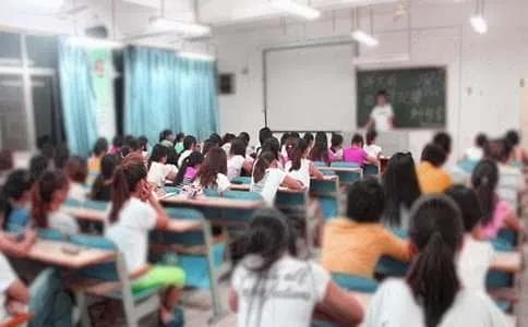 《百变团花》教学设计