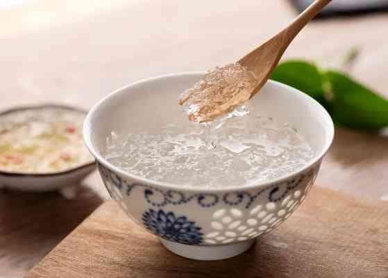 燕窝食用时间指南：饭前、饭后哪个更合适，以及燕窝的正确摄入方法