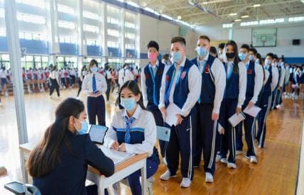 蚌埠中专生被六七家企业高薪疯抢，网友：一技之长就是“金饭碗”