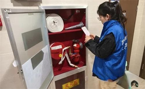 市民群众齐参与，文明素养共提升