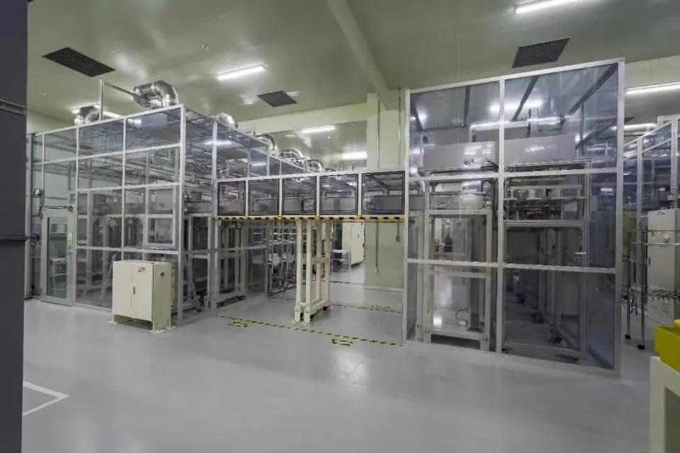 固态电池上热搜，距离量产时间不远了？