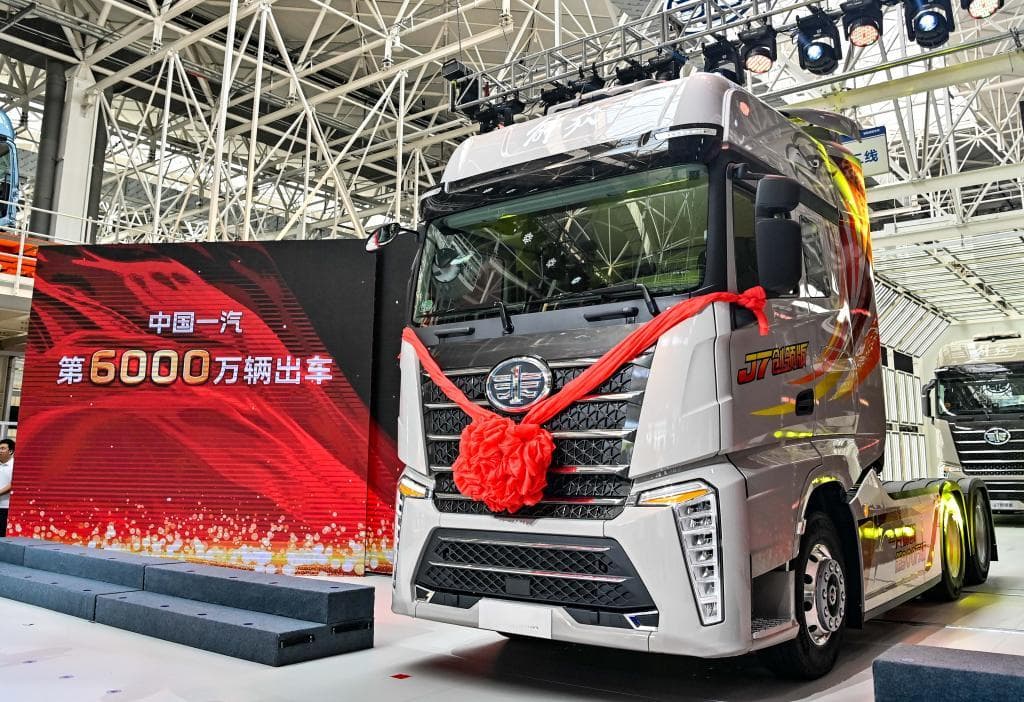 时光相册丨从1到900万！这款车承载着什么？