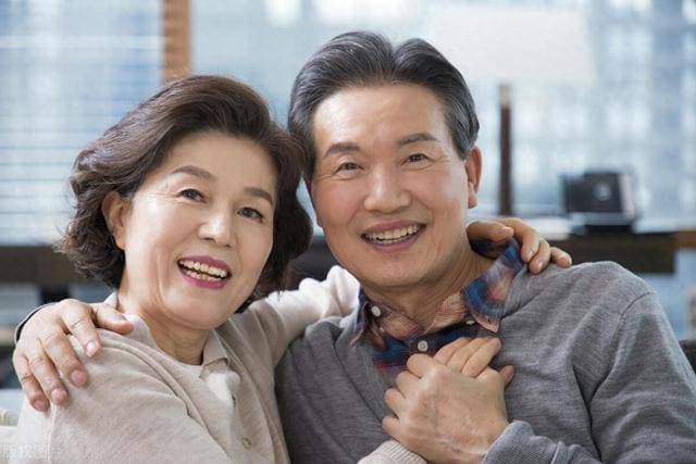 最全亲属关系称呼表：从直系到姻亲的完整指南