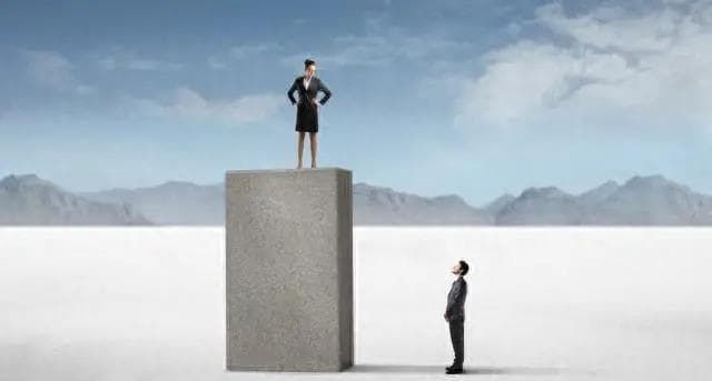 社会不复杂，复杂的是人。懂得这些人情世故，说明你已经很通透了