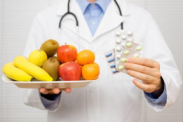 手脚脱皮与维生素C：缺乏症状、补充指南及过量风险