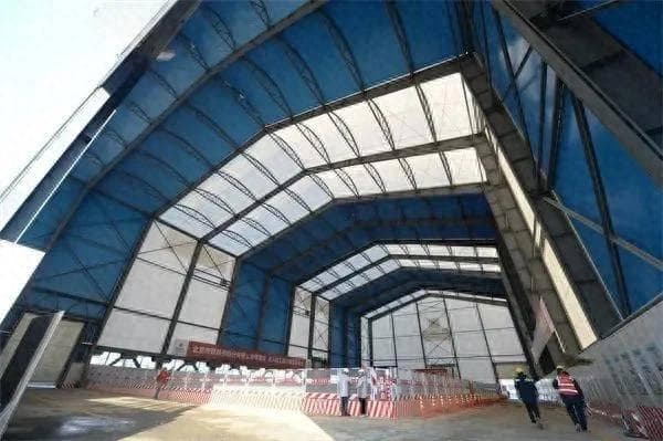北京地铁首创钢结构罩棚：降噪60%、降尘95%，引领绿色施工新趋势