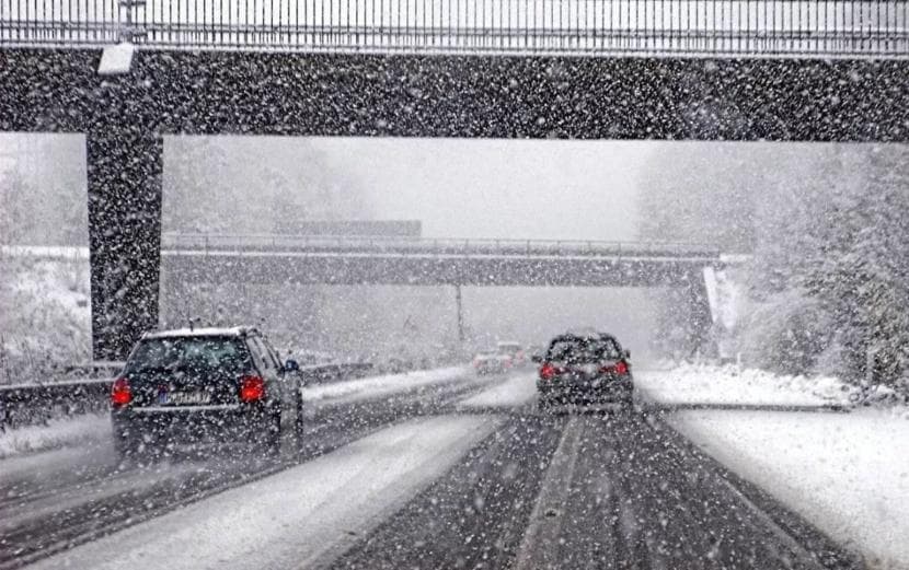 中东部暴雪来袭，电动车出行需谨记这几点