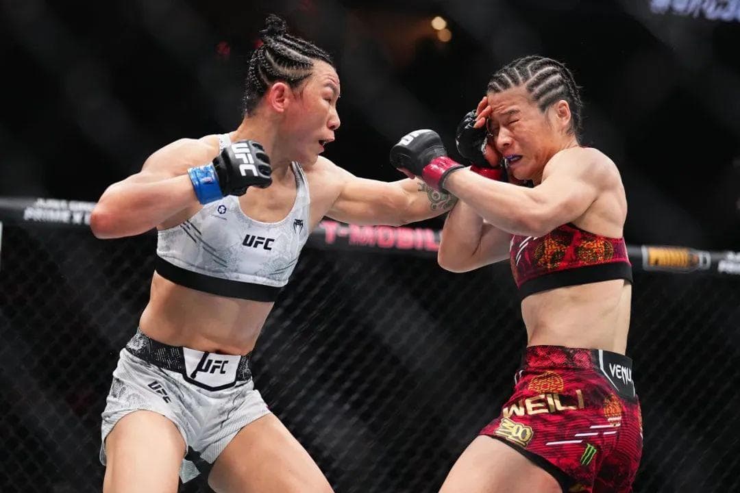 张伟丽成功卫冕UFC女子草量级冠军！首次“中国德比”创造历史
