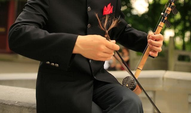 二胡的发声原理与构造详解