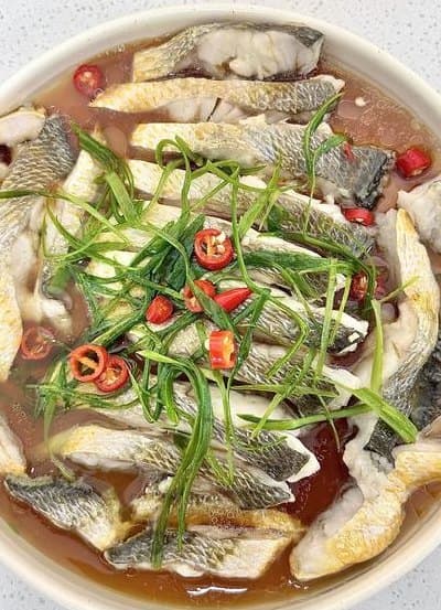 清蒸鱼烹饪指南：不同鱼种蒸制时间全解析