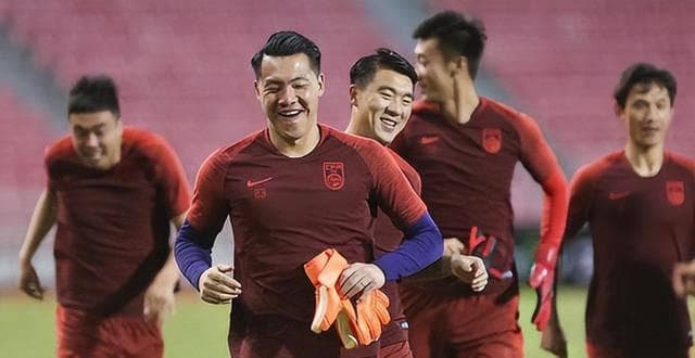 国家荣誉在前，伊万需应对三大挑战，国足前景未卜