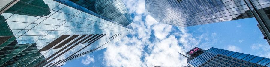 美国服务业细分领域全面解析：机遇与挑战并存