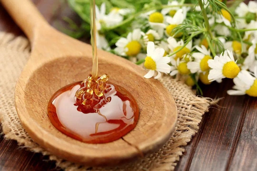 糖尿病患者可以喝蜂蜜吗？专家解读蜂蜜与血糖的关系