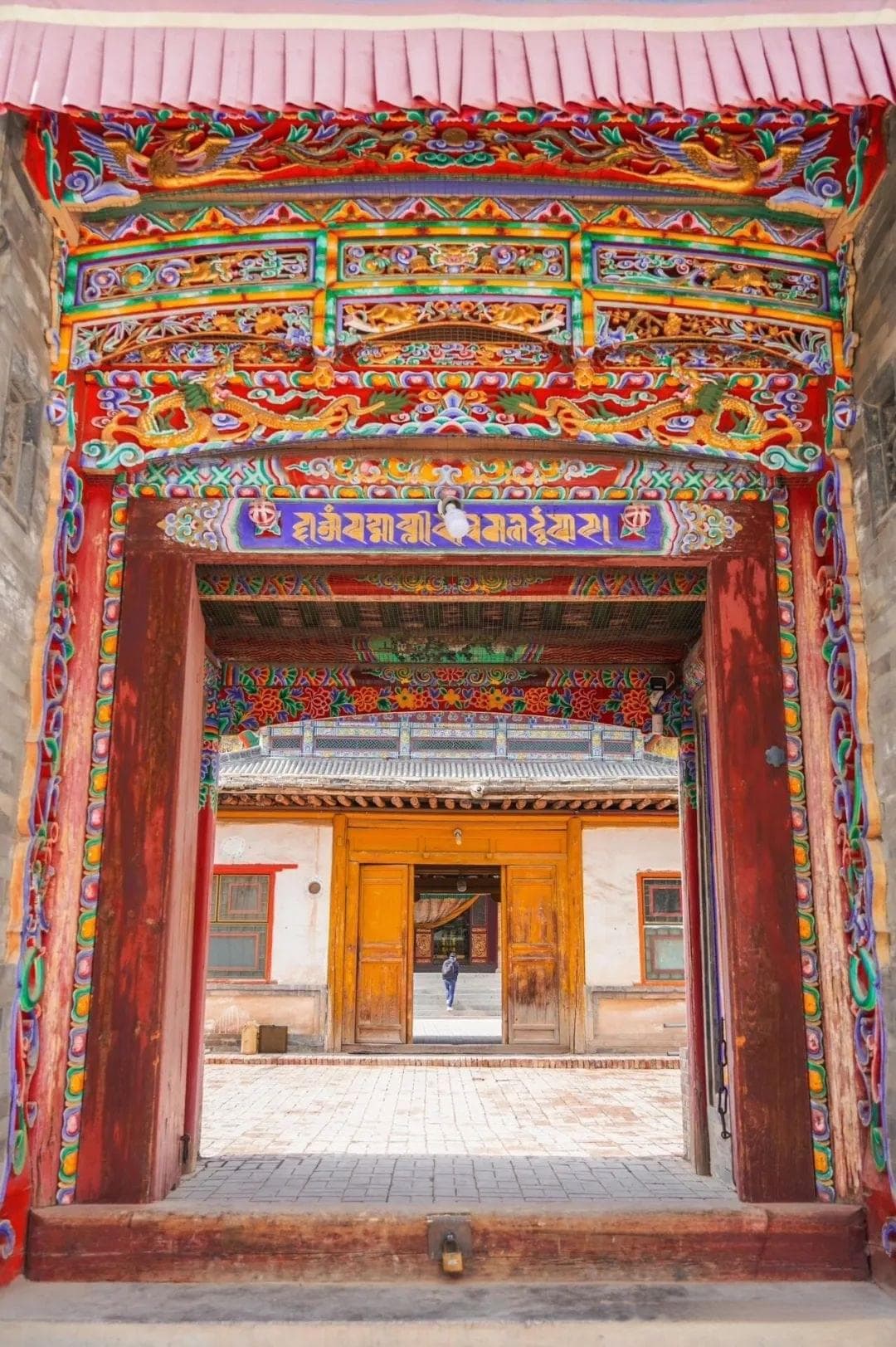 青海塔尔寺旅行全指南