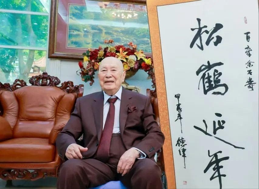 大器晚成的解剖巨匠：60岁成教授，72岁当选院士，80岁参与载人航天工程