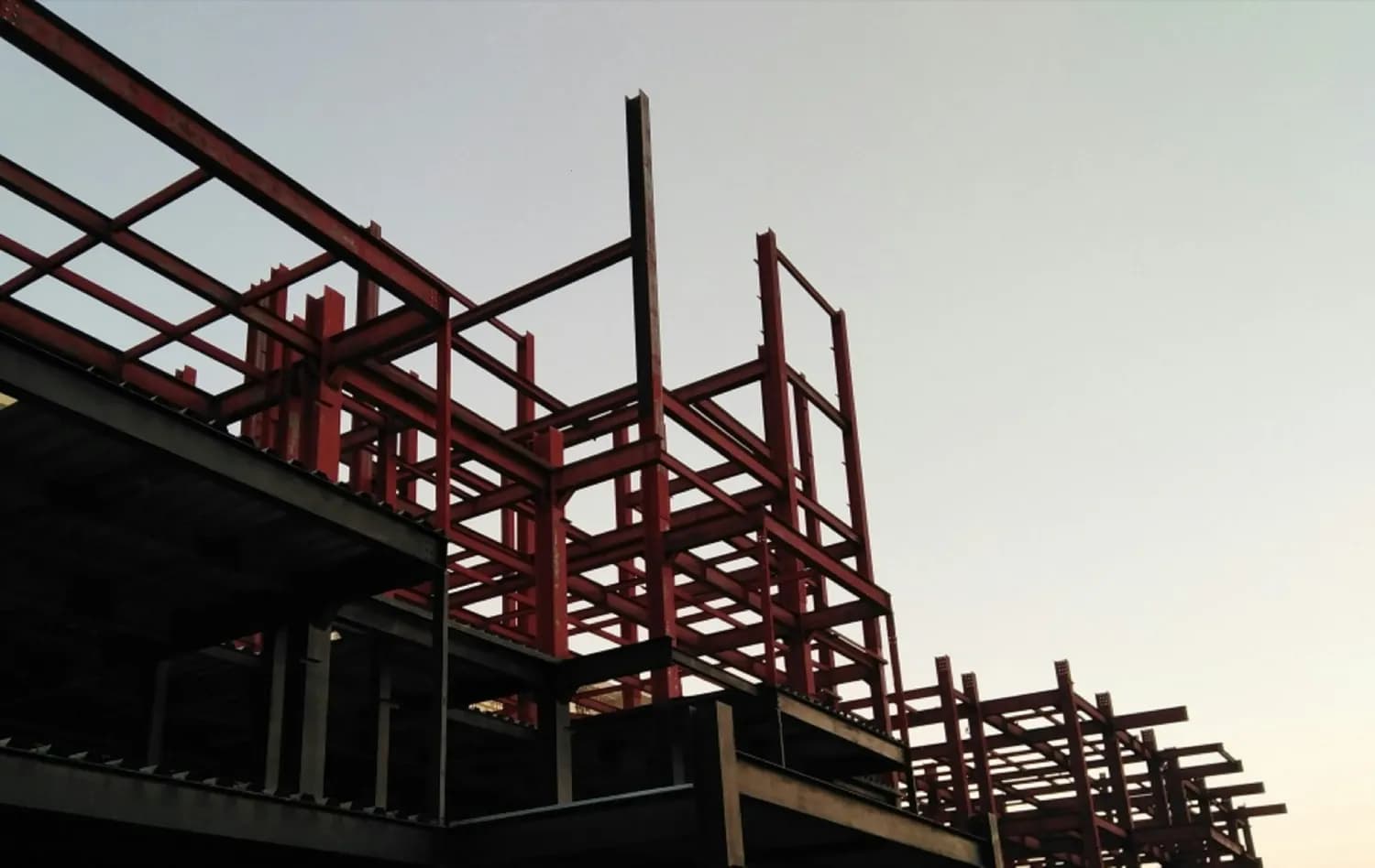 装修材料价格波动：现状、影响因素及应对建议