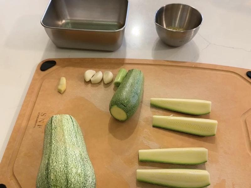 虾皮西葫芦（云南小瓜）：一道简单又美味的家常菜