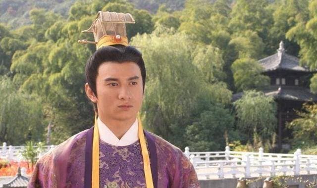李煜平生的经典之作，从下笔到结尾，4句之中便出现2个千古名句