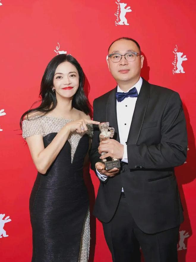演员姚晨转型制片人再创佳绩，监制电影获柏林电影节银熊奖