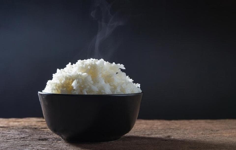 热米饭放凉后再吃，会不会生成抗性淀粉，有控糖作用吗？