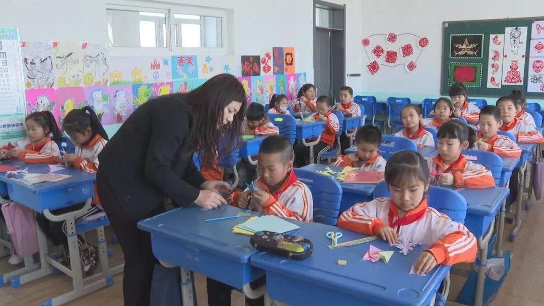 多彩社团活动 丰富校园生活