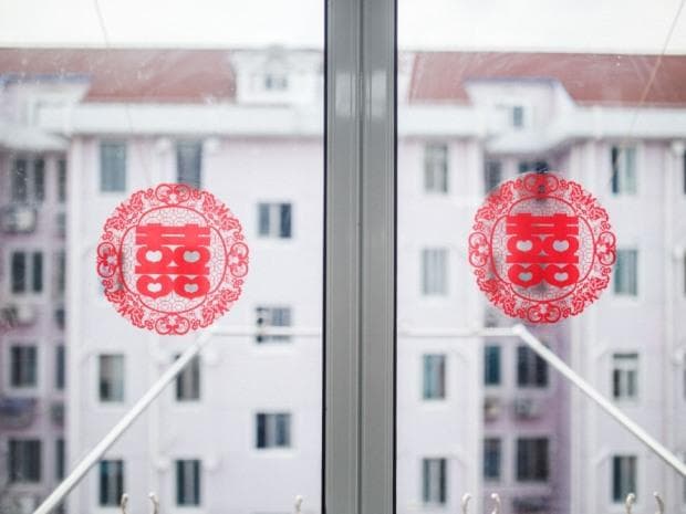 阳台遮阳用什么好？打造舒适宜居空间的实用指南
