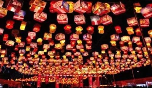 浅谈清朝时期花钱的发展概述及其文化习俗