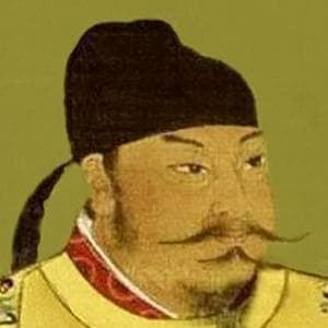 李世民《咏兴国寺佛殿前幡》：屈伸烟雾里，低举白云中