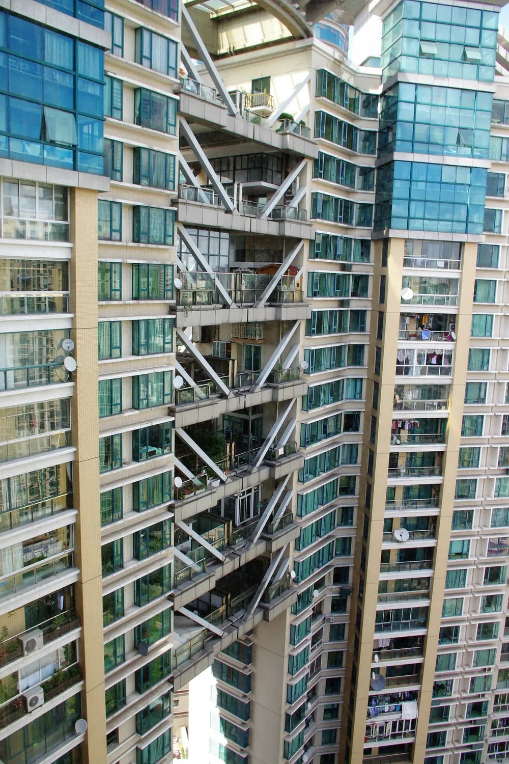 重庆姐弟坠亡案后：失独父母的心理疗愈之路