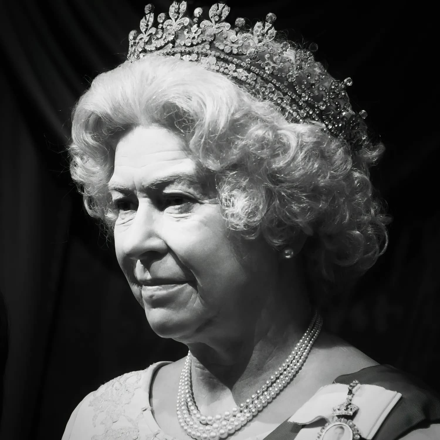 英国王室教你如何戴好社交帽