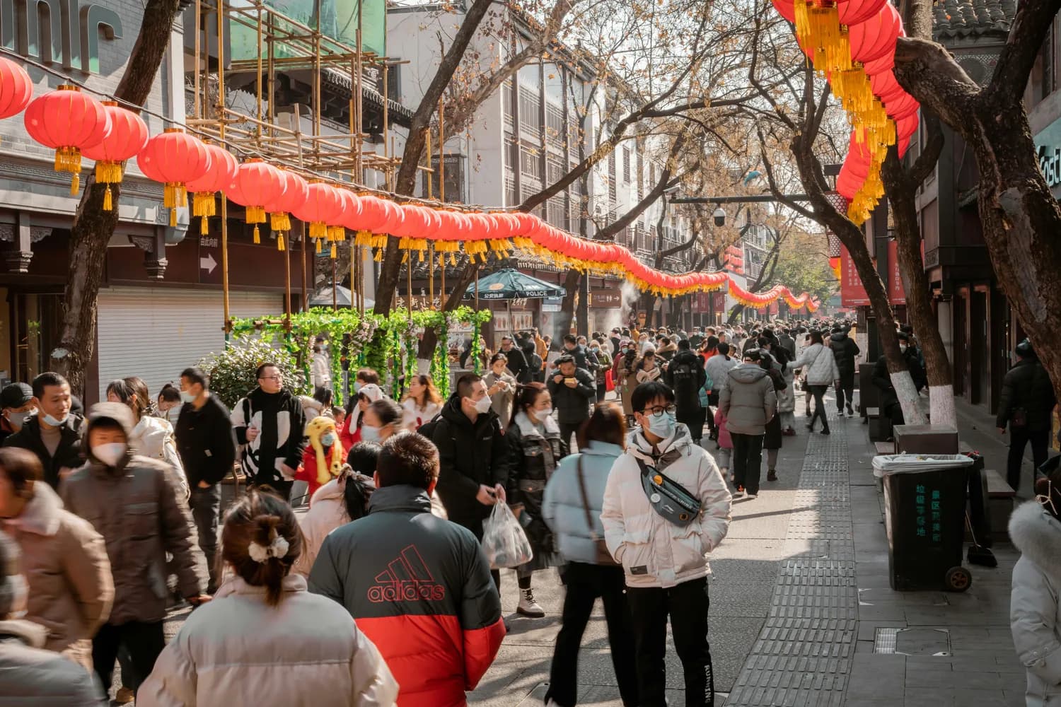 元旦打卡南锣鼓巷：胡同摄影新玩法