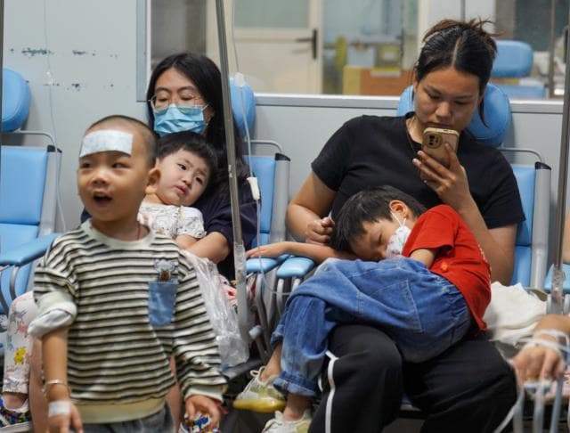 孩子一发热就吃退烧药？很多家长都做错了