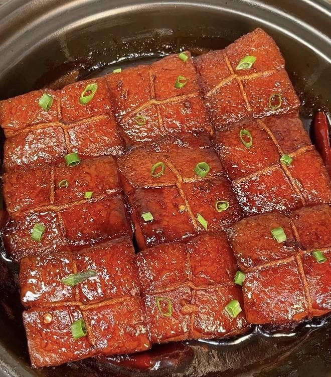 东坡肉——古法烹饪的经典再现
