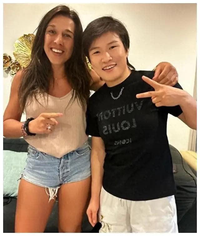 张伟丽职业生涯赚了多少钱？外媒给出收入来源，对阵闫晓楠挣得多
