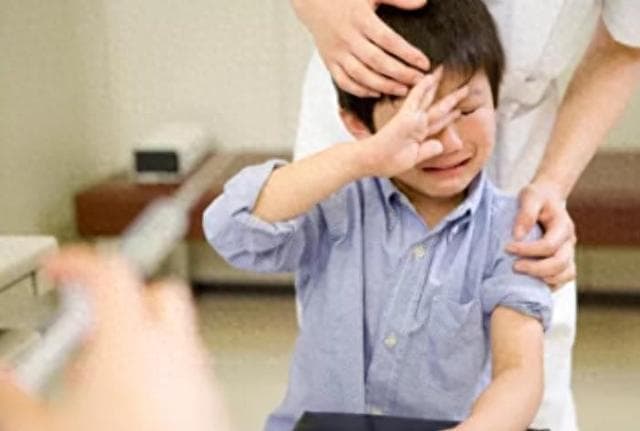 “3岁分床，5岁分房”坑了无数孩子！分床睡的最佳年龄是几岁？