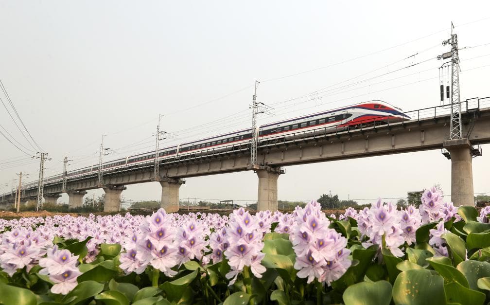 中老铁路：互联互通的黄金大通道