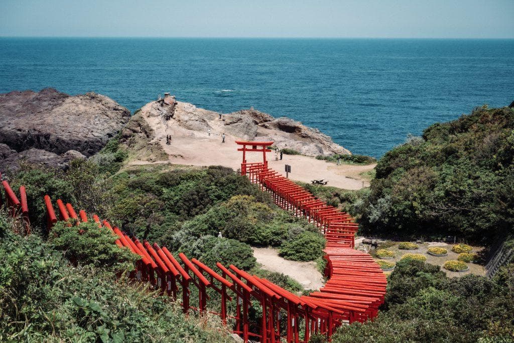 日本必访鸟居推荐，此生必访的8间特色经典日本神社鸟居，你去过哪几间？