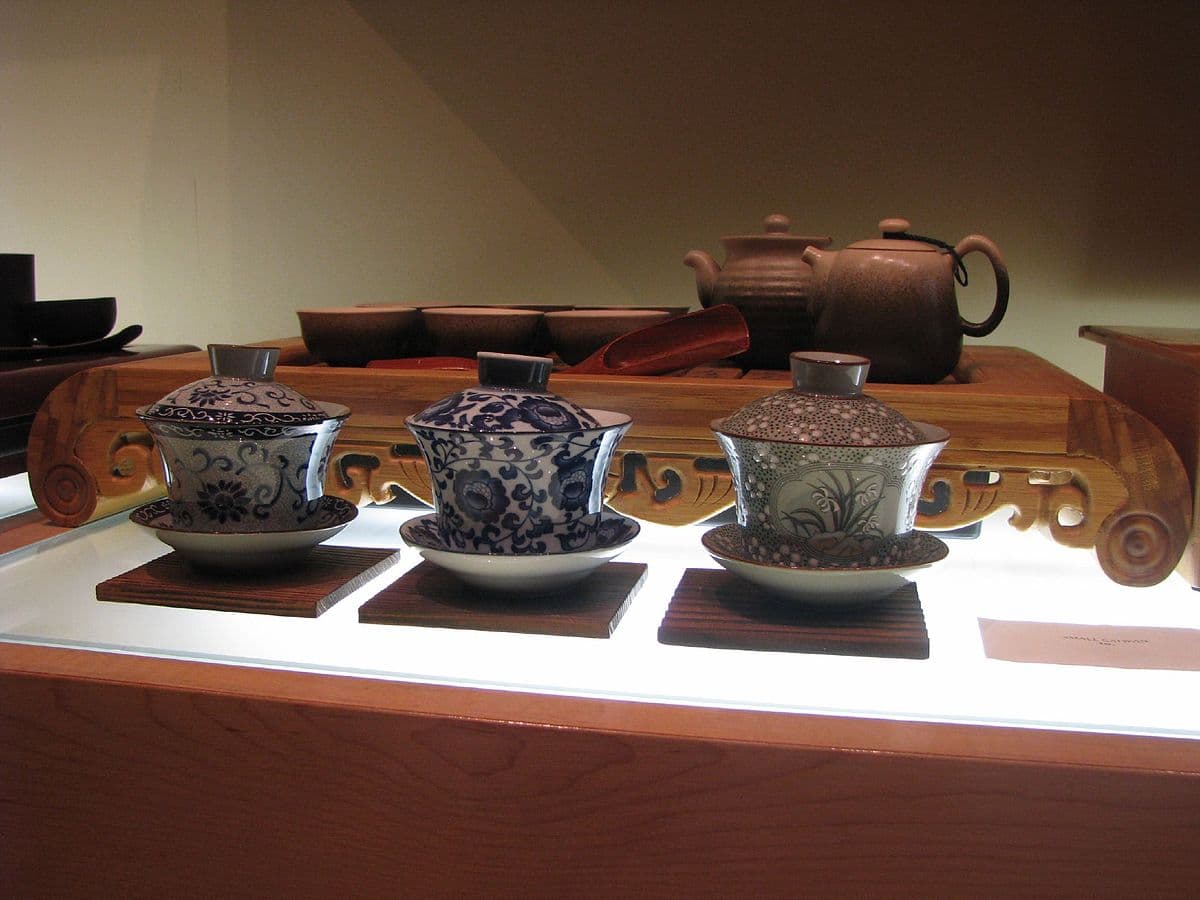 单枞乌龙茶冲泡入门知识：盖碗怎么冲泡茶叶正确注水四大指南以及原因